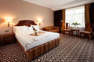 Отель Hotel Rejs Устка Двухместный номер с 1 кроватью или 2 отдельными кроватями-5